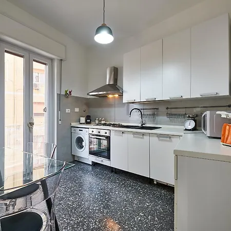 Modern Comfort Steps From Tiburtina Station